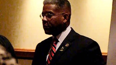 Allen West in the Bloggers lounge cpac 2011