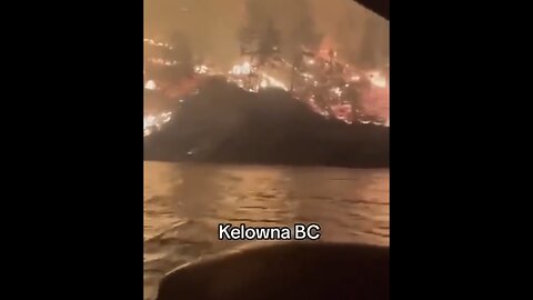 LARGE RAPID WILDFIRES BURNS🔥🏡KELOWNA CITY BRITISH COLUMBIA IN CANADA🇨🇦🔥🌲🔥🏡💫