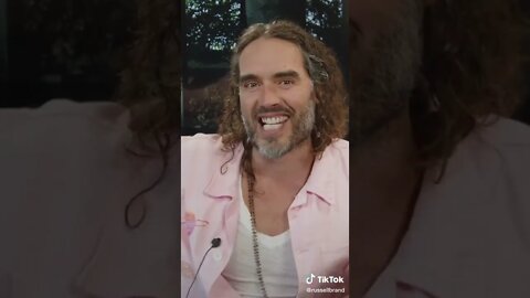 @Russell Brand Gives a Tour of Billionaire Bunkers