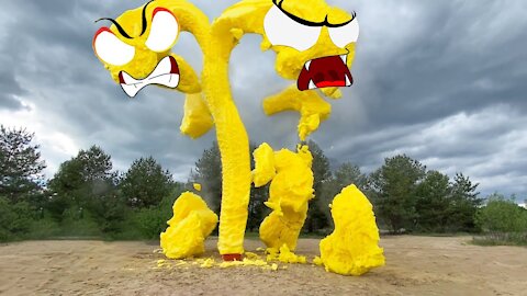 Experiment: Big Yellow Monster Worms Eruption From Coca-cola and Mentos | Woa Doodles Funny Videos