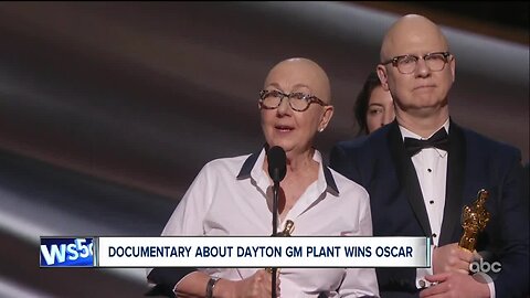 Dayton filmmakers give shout out to Buckeyes during Oscar acceptance speech for 'American Factory'