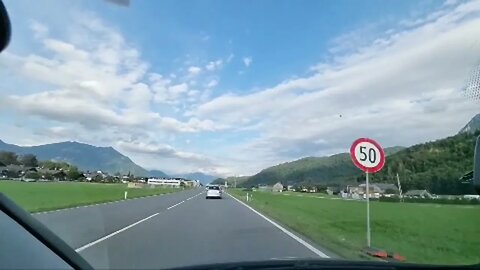 Highlight 52:43 – 57:43 von LIVE Driving and Discovering Austria: An Unforgettable European Adventu