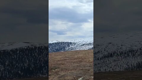 Mountain Range ALASKA