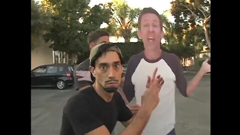 Best Magic Video there will be - David Blaine Street Magic