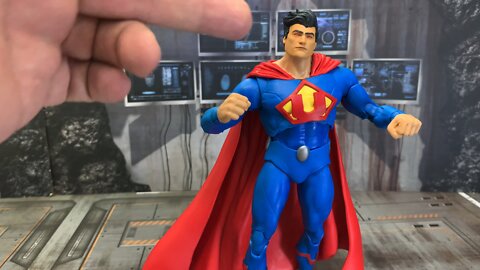 McFarlane Superman earth -3