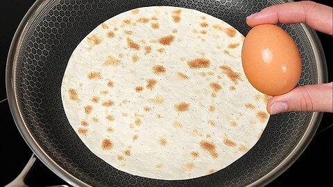 Just add eggs and cheese to the tortilla! A quick breakfast in 5 minutes!