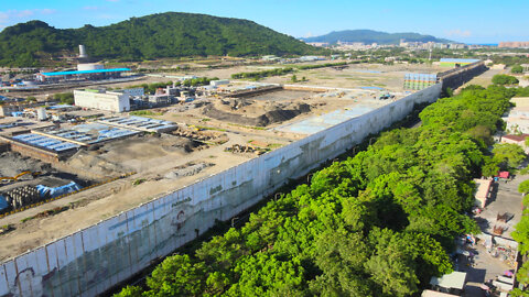 Site of former Kaohsiung Oil Refinery 🇹🇼 (2022-08) {aerial}