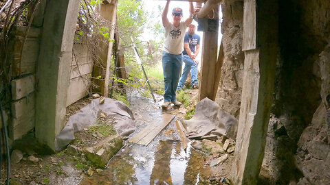 Exploring a Massive 8000ft Mine + Cabins, Canyons and Clouds