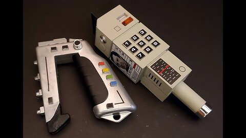 Space 1999 ComLock and Stun Gun Build