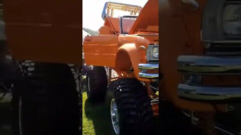 Jacked Up Toy#carshow #shorts #minitruckin #auto #toyota #4x4offroad #lifted #liftedtrucks