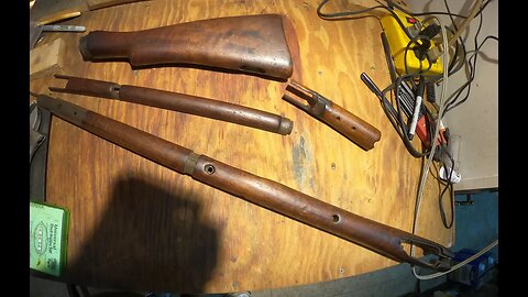 Enfield No 1 Mk III* Deep Cleaning and Conservation Part 2 -- Taking Care of the Wood