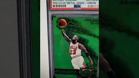 $915,000 Michael Jordan Basketball Card! #shorts #sportscards #michaeljordan