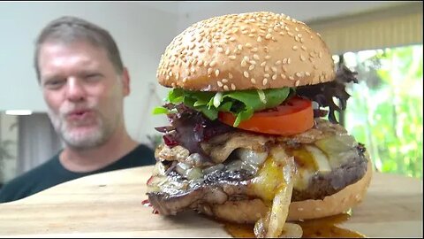 Aussie Steak and Egg Burger