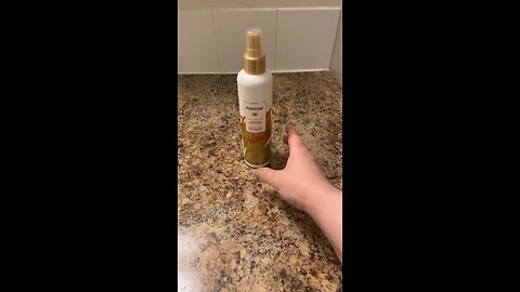 Pantene’s Moisturizing Leave-In Conditioner