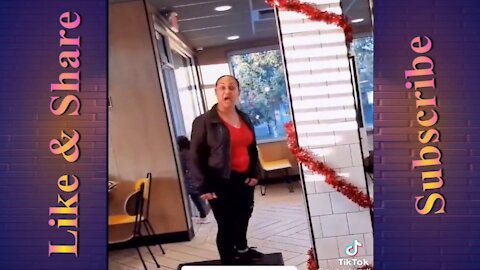 Mother fights in Mcdonalds as daughter Watches - Heart breaking 💔💔