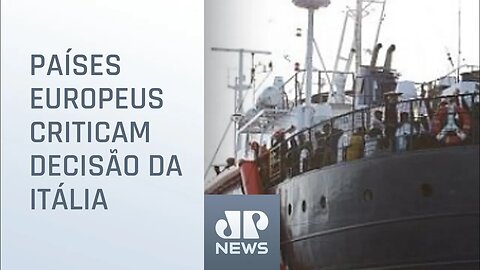 França receberá navio com imigrantes resgatados no Mar Mediterrâneo