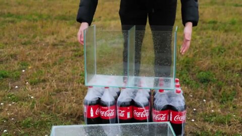 Experiment: Coca Cola VS Mentos-8