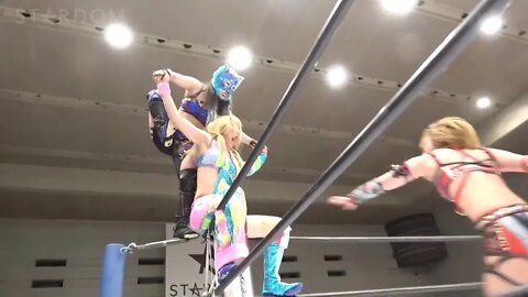 SLK and Mayu complain about Syuri stopping their really cool Tag Move in a 3-Way