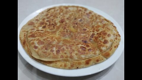 ALU PARATHA PAKISTANI DISH