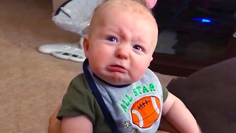 Funniest Baby Video Of This Week - Try Not Langh