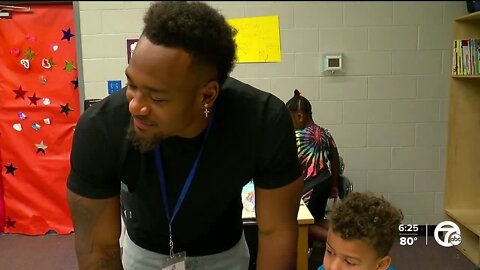 Lions LB Derrick Barnes visits Boys & Girls club where Andrew Whitworth mentored him