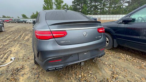 I DON'T THINK I WANT TO MISS OUT ON THIS BABY! 2017 MERCEDES BENZ AMG GLE 63s