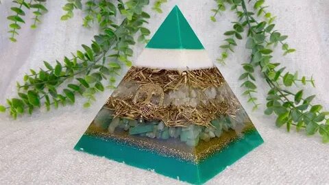 Ascension Orgonites Pyramid - NATHALY