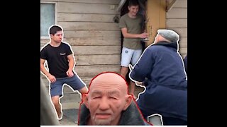 CRAZY GRANDPA WITH A KNIFE/PRANK OVER FRIENDS🤣😱