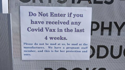 America’s Frontline Doctors Warn That COVID Vaccinated Can Transmit ‘Spike Proteins’ Into The Air