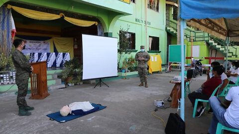 Joint Forces of Balikatan 22 Conduct Medical Training for Elementary School Staff