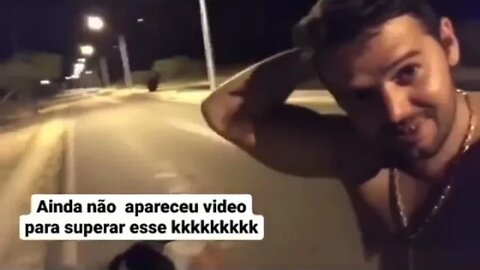 [ MEME ] AINDA NAO APARECEU NENHUM VIDEO PARA SUPERAR ESSE [ VIRAL ] [ RIR ] [ MUITO ENGRAÇADO ] TOP