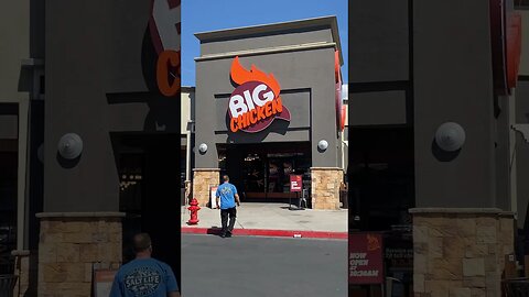 Shaq's Big Chicken in Las Vegas , Nevada #shorts