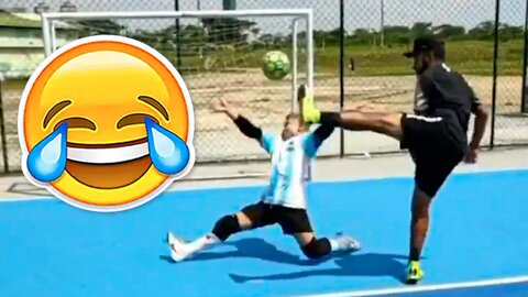 BEST FOOTBALL VINES & TIK TOK'S 2022 😂 FAILS, SKILLS & GOALS