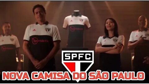 São Paulo lança terceira camisa inspirada no agasalho de time campeão mundial⚽🏆