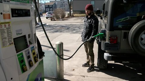 PolitiFact: Why are Wisconsin gas prices still so high?