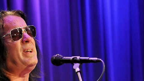 August 29, 2017 - Todd Rundgren Interviewed by Berkeley Radio Station