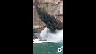 Horror: Canyon Wall Collapse in Brazil, Different Angle