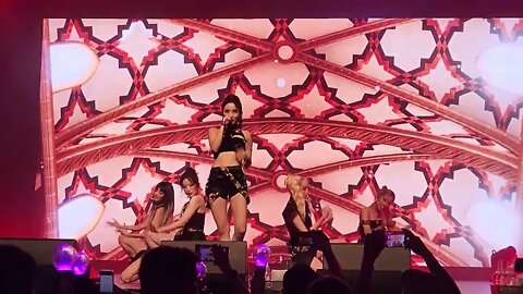 (G)I-DLE in Houston song Senorita