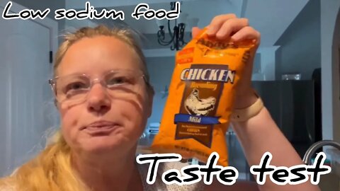 Low sodium food taste test #AndySeasoning and Cuccumber saled￼#hedgehogshomestead