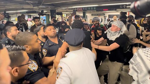 NYC Subway Chaos: Pro-Palestine Protesters Flood into New York Subway, Police Intervene