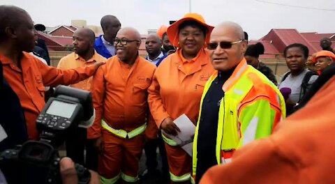 SOUTH AFRICA - Johannesburg - Reopening of the M2 Motorway (Video) (Axe)