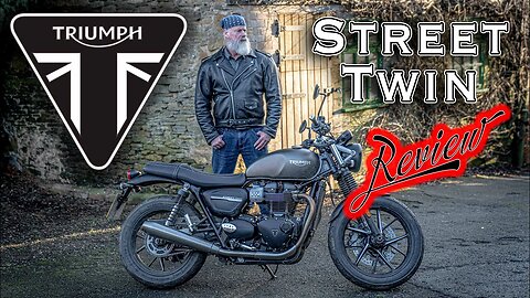 Triumph Street Twin Review! The most popular Modern Classic 900cc Bonneville Motorcycle - Tested!