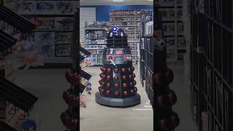 👉 #DALEK VS #COMICSSTORE 🎶 #MAMASAIDKNOCKYOUOUT #LLCOOLJ 🎶 #DOCTORWHO #DALEKHAL #SUBSCRIBE #SHORT