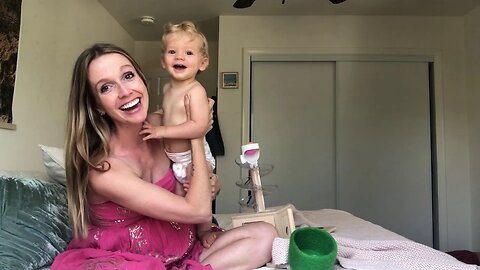 Informal Q&A: squishy postpartum belly, mental health, $$, feeding my one year old, toys + more!