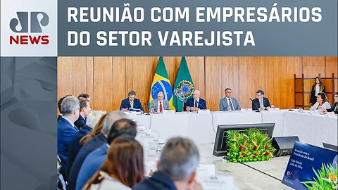 Governo volta a criticar taxa de juros em evento com varejistas