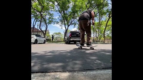 Switch flip and nollie flip. #skateboarding #shorts #poser #kickflip #switch #nollie