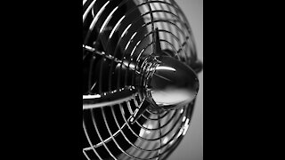 Oscillating fan/ white noise