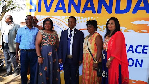 SOUTH AFRICA - Durban - King Goodwill Zwelithini hosts Diwali celebrations (Video) (jaV)