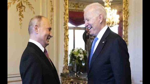 Biden Admin Launches ‘Mostly Symbolic’ Sanctions Against Putin, Report Says