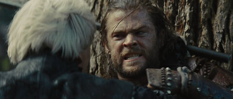 The Huntsman Fights The Queens Brother - Snow White And The Huntsman 2012